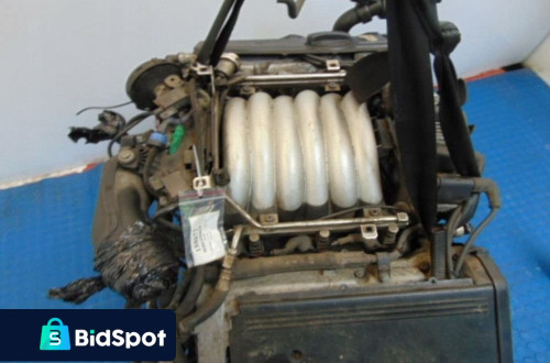 VOLKSWAGEN PASSAT B5 LIFT 2.8 V6 SILNIK AMX