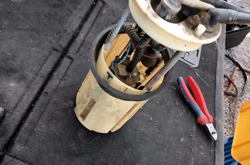 fiat lancia alfa romeo pompa pompka paliwa wskaznik paliwa 0580303002