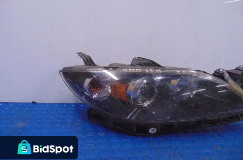 MAZDA 3 I LIFT REFLEKTOR PRAWY PRZÓD
