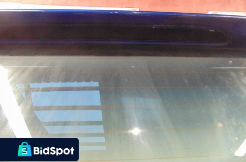 VOLKSWAGEN GOLF V TYLNA KLAPA Z SZYBĄ