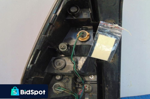 MAZDA 5 I LIFT LAMPA TYL PRAWA