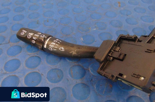 KIA CARENS III 2.0 16V BENZYNA PRZEŁĄCZNIK ZESPOLONY 202004725