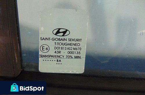 HYUNDAI I10 DRZWI PRAWE TYL