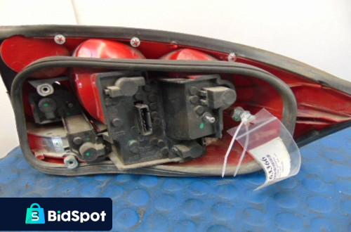 AUDI TT LAMPA TYL LEWA EU