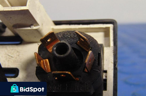 VOLKSWAGEN T4 STEROWANIE NAGZEWNICĄ MANUALNE 321819045C