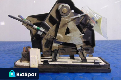 VOLKSWAGEN T4 STEROWANIE NAGZEWNICĄ MANUALNE 321819045C