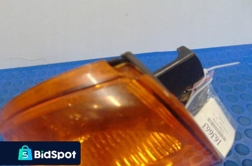 SUZUKI LIANA SEDAN LAMPA TYL LEWA