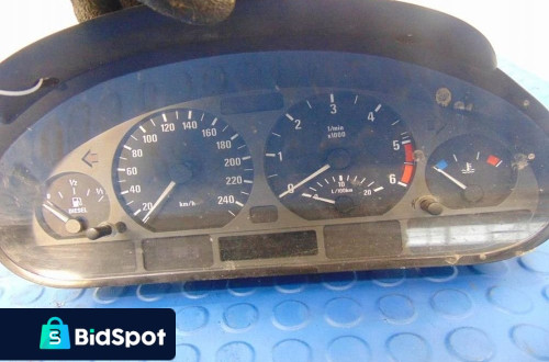 BMW E46 2.0D LICZNIK 6932896