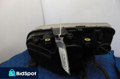 FORD C-MAX I REFLEKTOR PRAWY