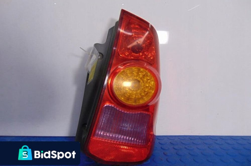 MITSUBISHI SPACE STAR LAMPA TYŁ PRAWA