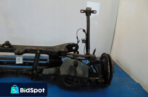 TOYOTA AURIS II LIFT TYLNA BELKA KOMPLETNA