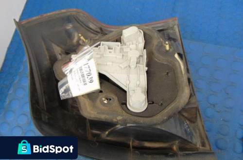 TOYOTA COROLLA E12 LIFT LAMPA TYŁ LEWA HB