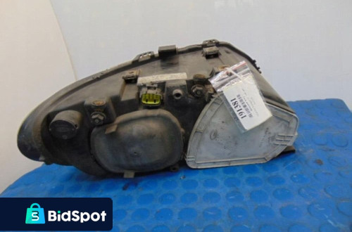 CHRYSLER VOYAGER III REFLEKTOR LEWY