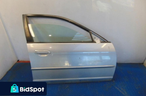 BMW E36 COUPE DRZWI PRAWE