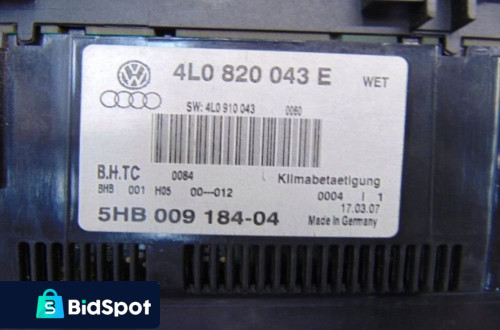AUDI Q7 PANEL STEROWANIA NAGRZEWNICY 4L0820043E