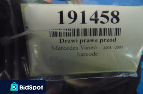 MERCEDES VANEO DRZWI PRAWY PRZÓD