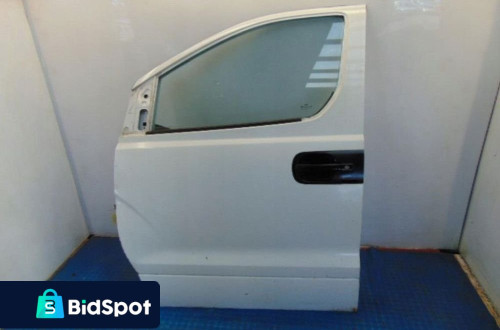 HYUNDAI H1 II DRZWI LEWY PRZÓD