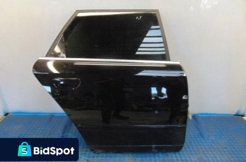 AUDI A4 B7 DRZWI PRAWY TYŁ LY9B