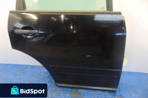 AUDI A2 DRZWI PRAWY TYL