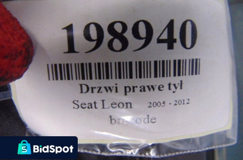 SEAT LEON 2 DRZWI LEWY TYŁ