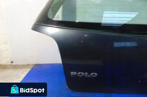 VOLKSWAGEN POLO TYLNA KLAPA
