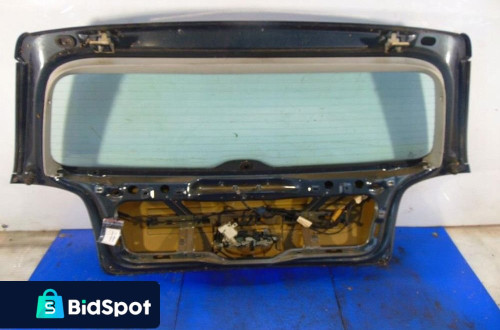 VOLKSWAGEN POLO TYLNA KLAPA