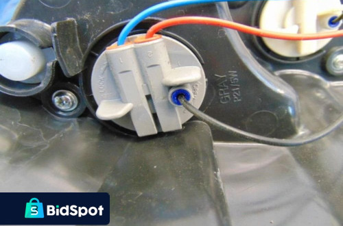 OPEL ANTARA LAMPA TYŁ PRAWA EU