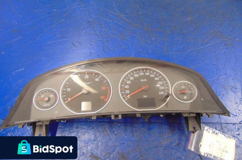LICZNIK OPEL VECTRA C 1.9CDTI ZESTAW WSKANIKOW 110080278