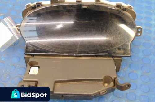 TOYOTA YARIS 1 LICZNIK 21655864-5