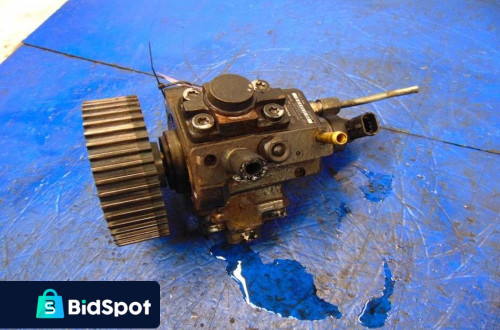 POMPA WTRYSKOWA OPEL ASTRA H 1.9CDTI 0445010156