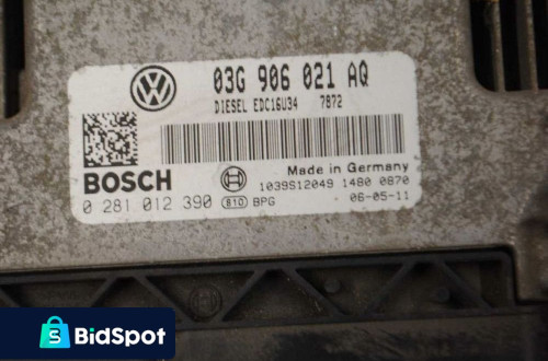 VOLKSWAGEN CADDY III 1.9TDI KOMPUTER SILNIKA 03G906021AQ