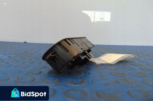 PRZEŁĄCZNIK SZYB OPEL ZAFIRA B 1.9CDTI KOD LAKIERU Z20R 13209204