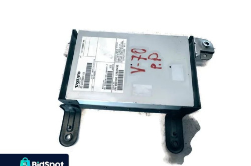 VOLVO V70 III 12r WZMACNIACZ RADIA 30659685