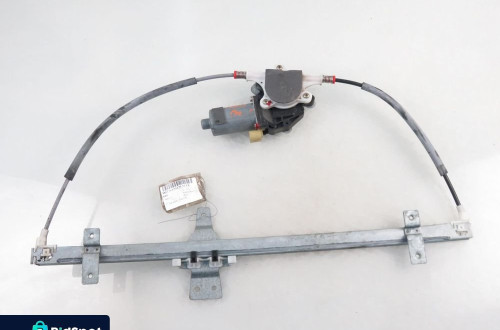 PODNOŚNIK SZYBY PRAWY PRZEDNI NISSAN TERRANO II 0130821721