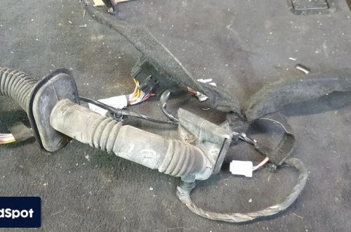 renault master iii instalacja drzwi lewy przód 241257258R