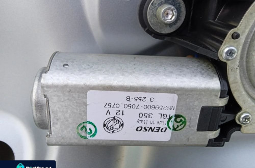 KLAPA TYLNA SILNICZEK WYCIERACZEK ZAMEK MIKROSTYK FIAT CROMA 05-10