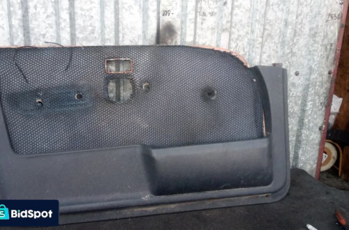 bmw e23 7 tapicerka boczek drzwi lewa lewy przod przednia popielniczka