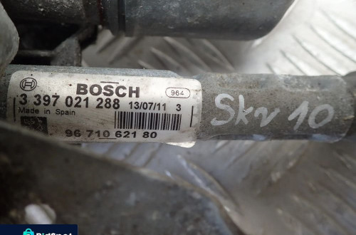 SILNIK WYCIERACZEK LEWY PEUGEOT 3008 9671062180