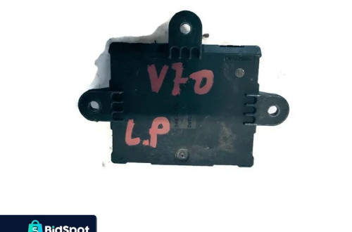VOLVO V70 III 12r MODUŁ DRZWI LEWY PRZÓD 31343464AA