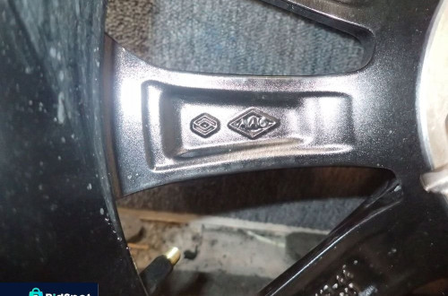 FELGA ALUMINIOWA RENAULT 5X114,3 16" 6,5J
