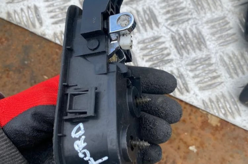 HONDA ACCORD VII KLAMKA wewnetrzna prawy tyl prawa tylna