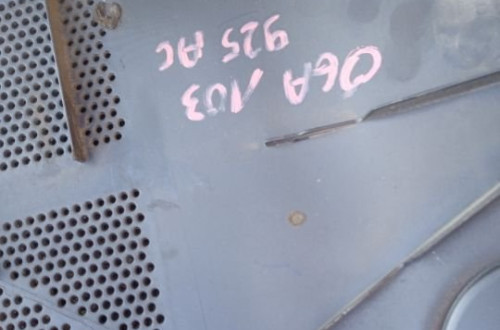 OSŁONA SILNIKA VOLKSWAGEN GOLF 4 1.6 SR 06A103925AC