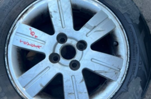 KOMPLET KOŁ ALUMINIOWYCH Z OPONAMI KOŁA TOYOTA COROLLA E11 E12 YARIS II 15 ET45 4x100 195/60 R15