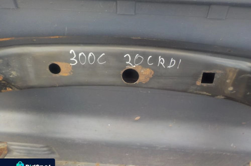 CHRYSLER 300C 3.0 CRDI BELKA ZAWIESZENIA SANKI WÓZEK PRZÓD