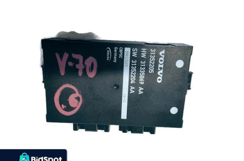 VOLVO V70 III 12r MODUŁ KLAPY 31352205