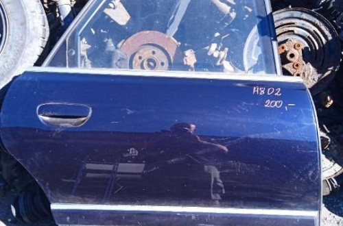DRZWI AUDI A8 D2 SEDAN PRAWE TYLNE