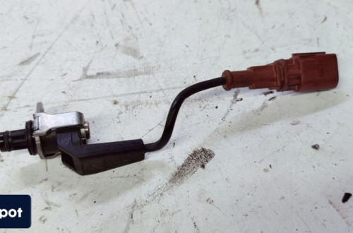 ZAWÓR POMPY WODY AUDI A4 B9 A6 C8 A7 05L907284