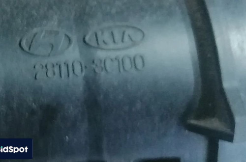 HYUNDAI GRANDEUR  09r 3.3 6V PRZEPŁYWOMIERZ 28110-3C100