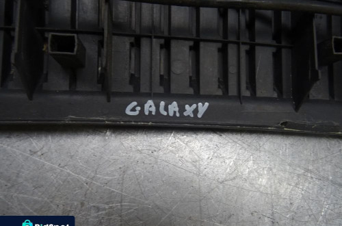 FORD GALAXY I LIFT 00-05 PODSZYBIE ŚRODKOWE DYSZE SPRYSKIWACZY