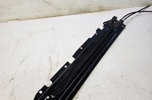 PROWADNICA SZYBERDACHU AUDI A6 C8 1758734RH